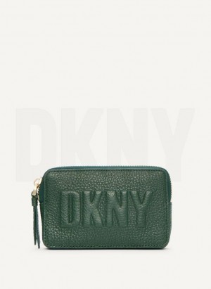 DKNY Keyfob Cardcase Raised Logo Women's Wallets Green | Ireland_D0802