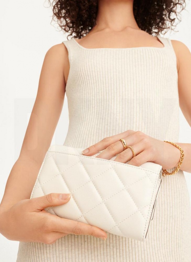 DKNY Quilted Wallet On A Chain Women's Crossbody Bags White / Gold | Ireland_D1229